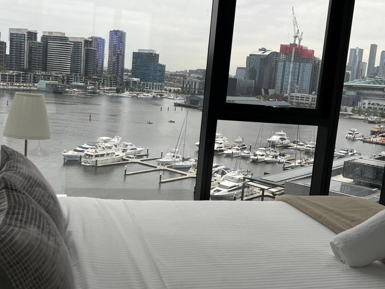 Pars Apartments - Collins Wharf Waterfront, Docklands Мельбурн Екстер'єр фото